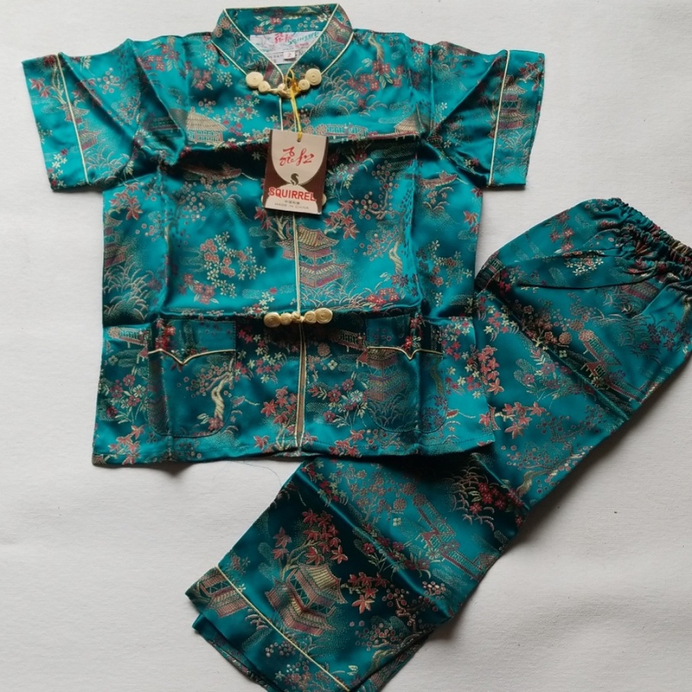 Girls 2T Outfit